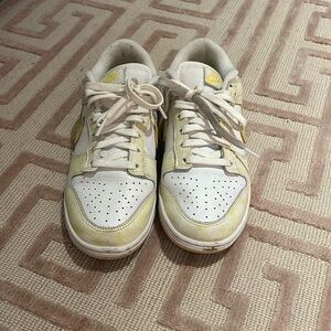 Nike Yellow and White Dye Dunks Size: 39 Good Condition